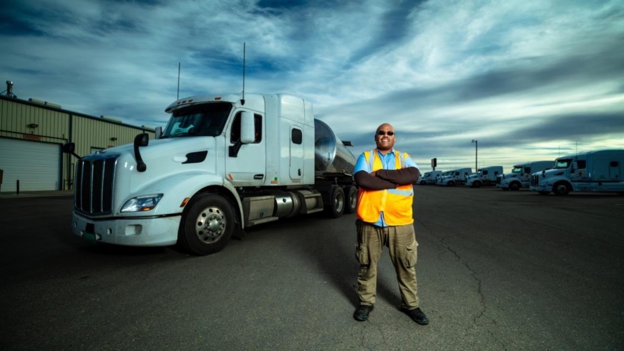 truck dispatcher job description